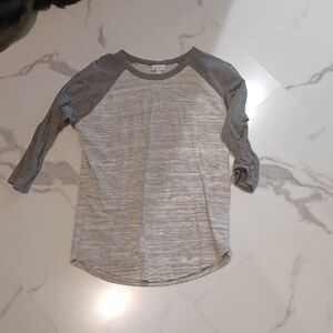 LuLaRoe Gray Raglan Long Sleeve Tee